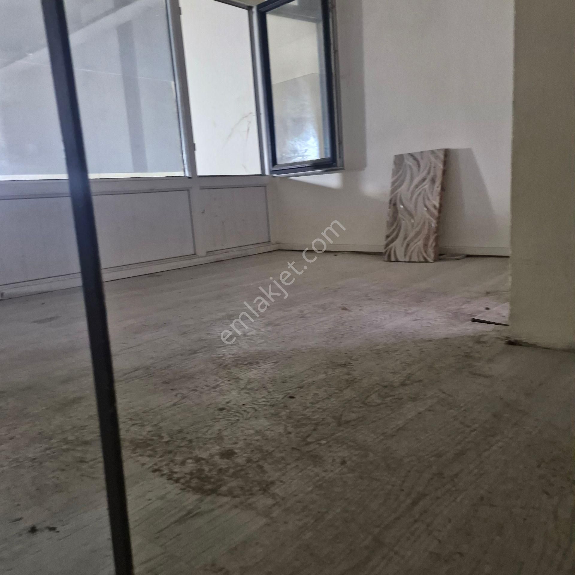 Akşenden Fatih Kocamustafapaşa Silivrikapı Cadde Başı Düz Giriş Kiralık Dükkan - Görsel 10