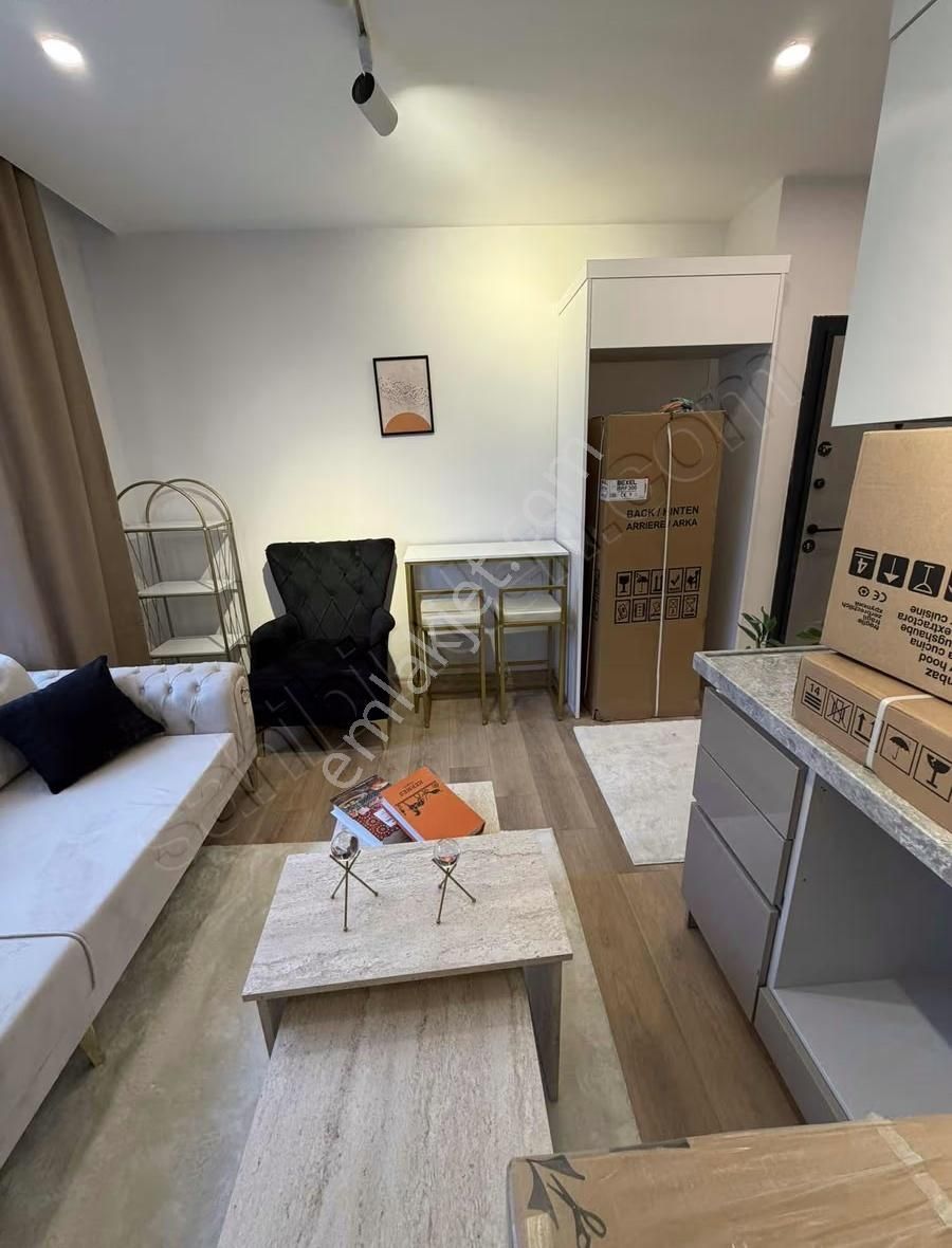 Tramvayın Dibinde Kurupelitte Satılık Eşyalı Daire! - Görsel 15