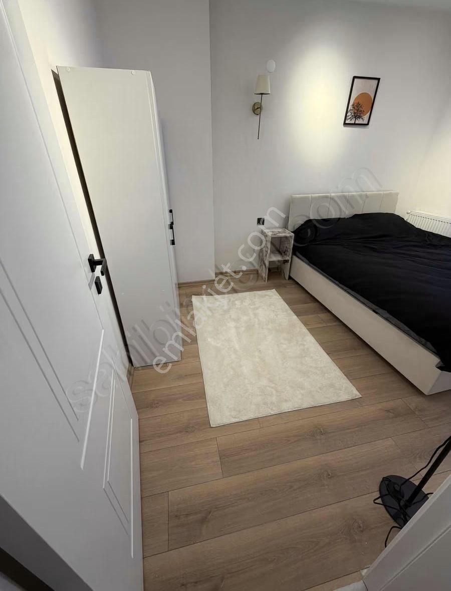 Tramvayın Dibinde Kurupelitte Satılık Eşyalı Daire!