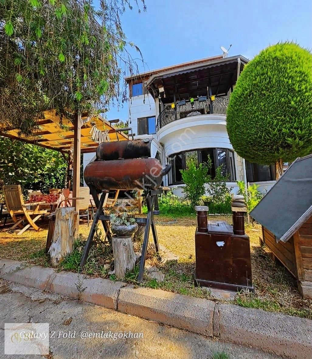 Tarz Ötesi Site İcinde Villa - Görsel 3