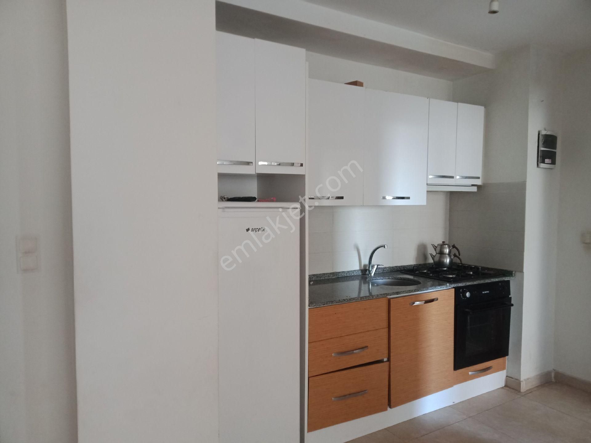 Sarıçam Gültepe'de Güvenlikli Havuzlu Site İçi Full Eşyalı 1+1 - Görsel 3