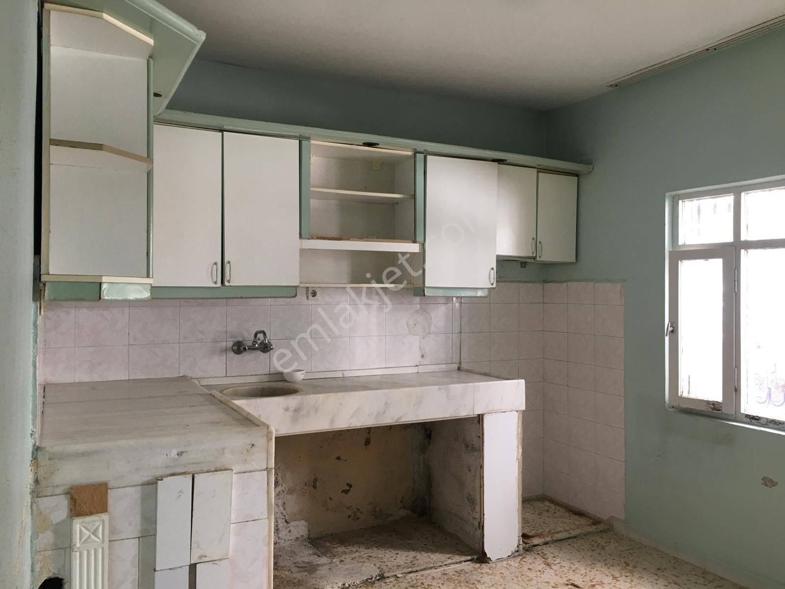 Alitaşı Mahallesi'nde Kiralık 2+1 Daire - Görsel 5