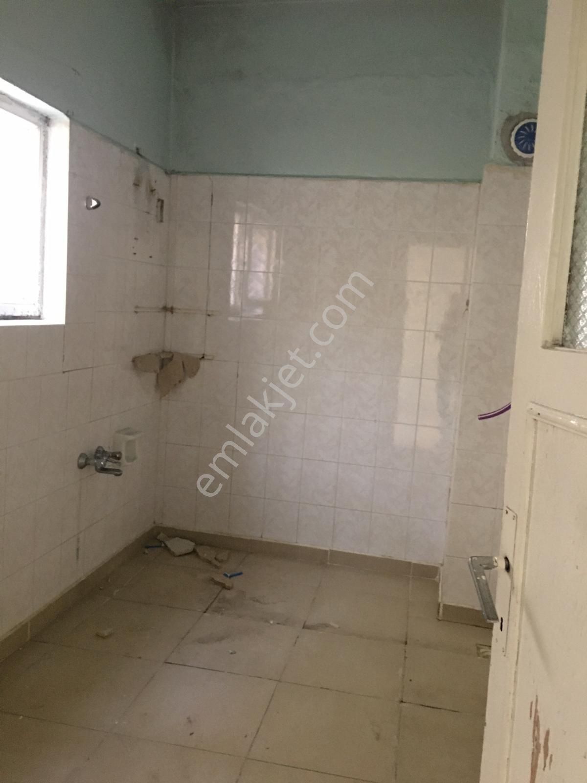 Alitaşı Mahallesi'nde Kiralık 2+1 Daire - Görsel 7