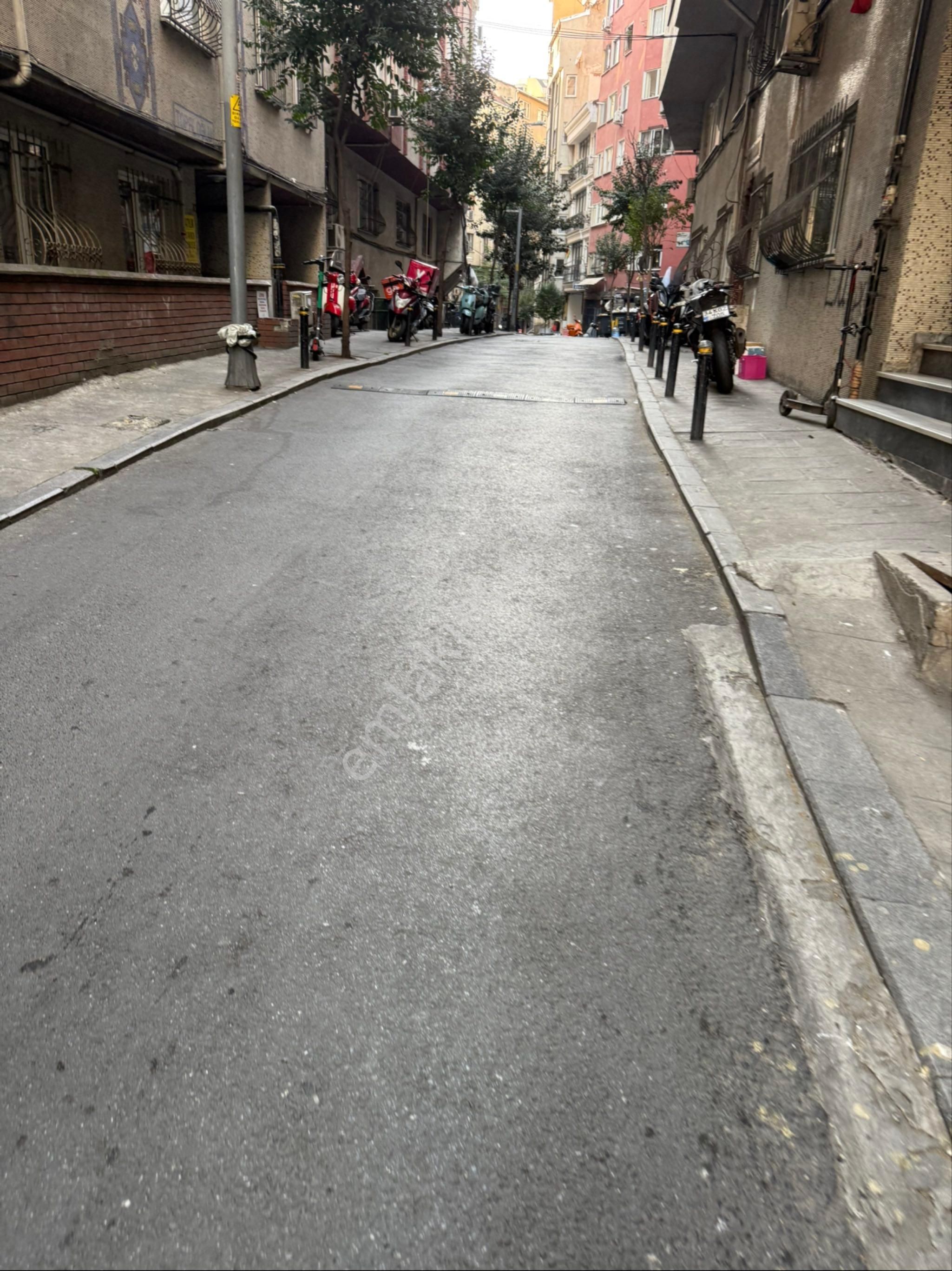 Akkaya Emlaktan 3 + 1 Kombili 115 M2 Kat.1.temiz Daire - Görsel 30