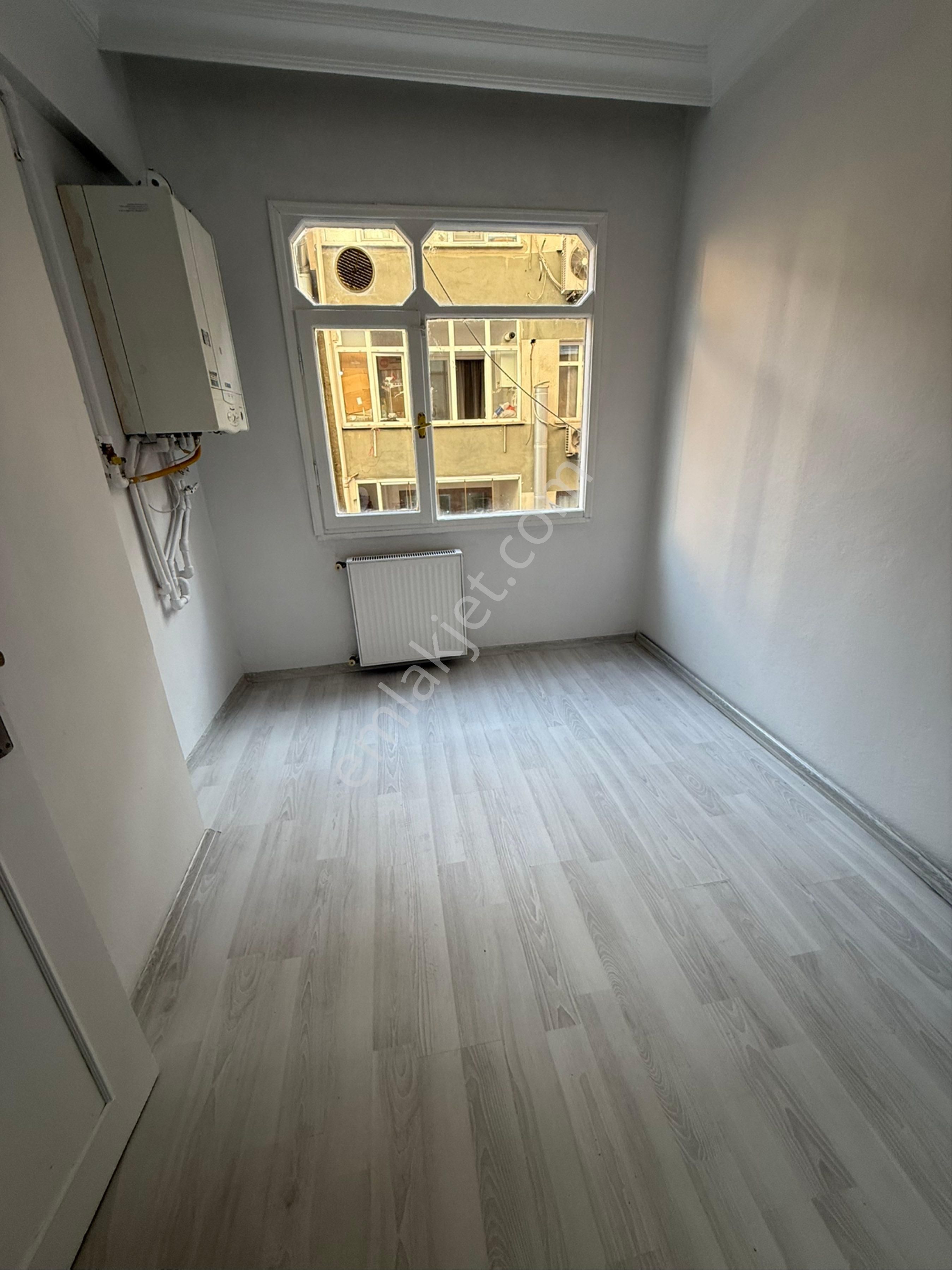 Akkaya Emlaktan 3 + 1 Kombili 115 M2 Kat.1.temiz Daire - Görsel 14