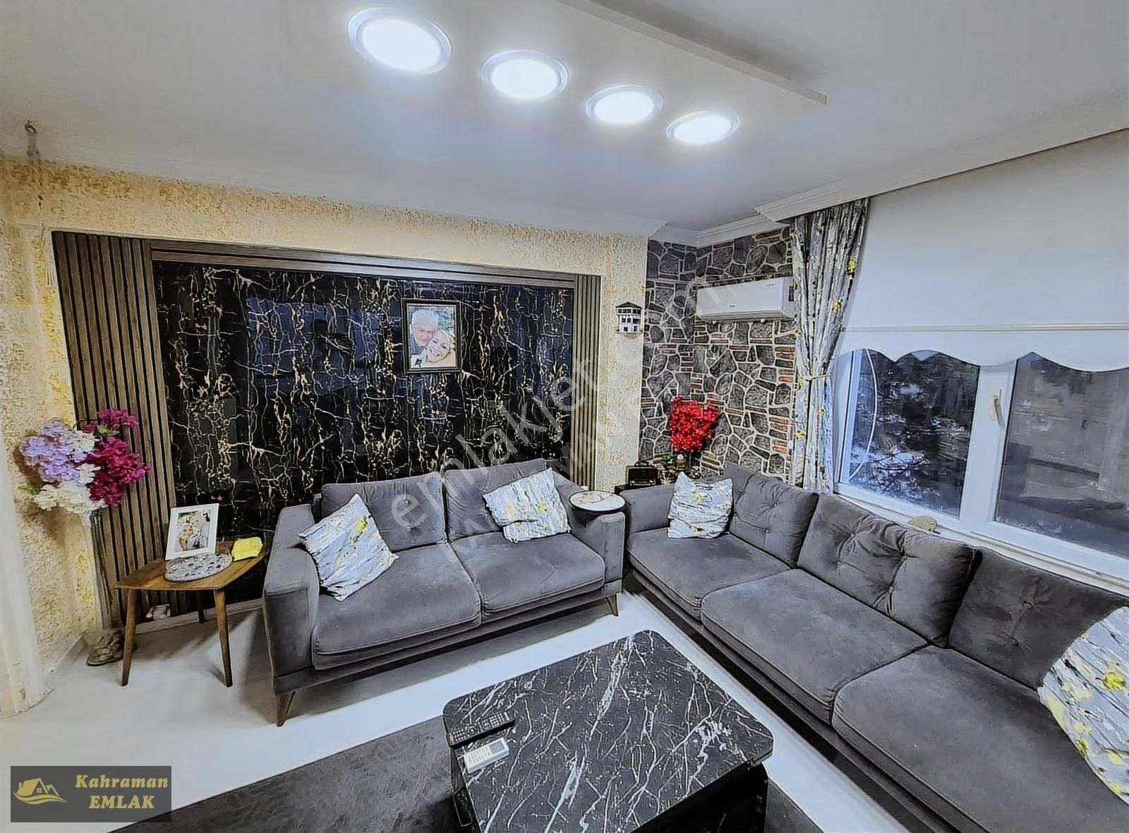 Vali Akı Caddesi Denizde Sıfır Ful Deniz Manzaralı 1+1 Daire - Görsel 6