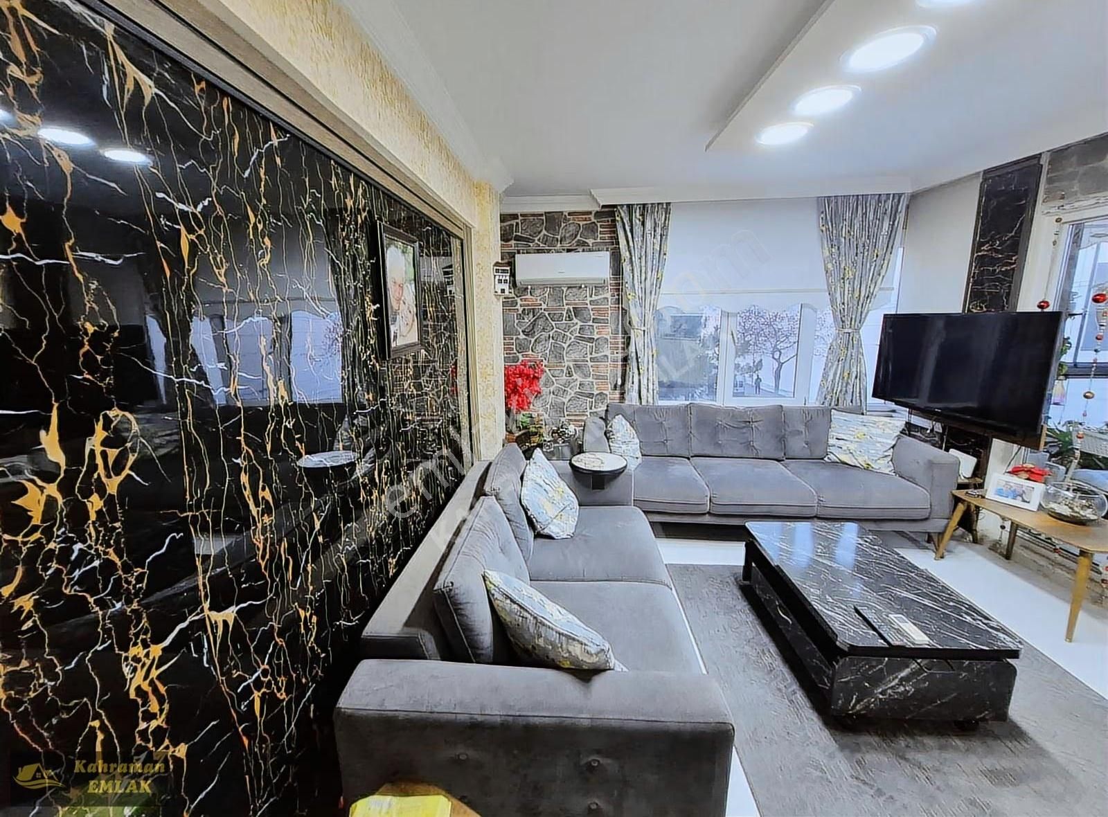 Vali Akı Caddesi Denizde Sıfır Ful Deniz Manzaralı 1+1 Daire - Görsel 23