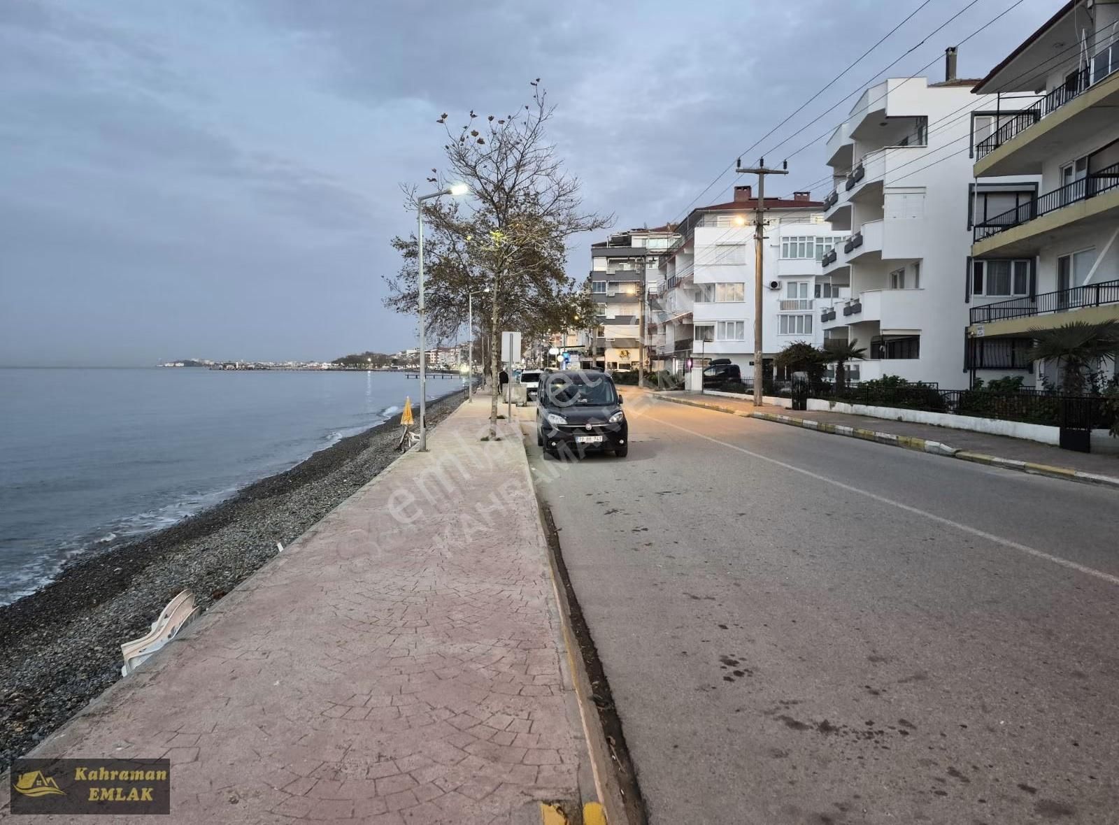 Vali Akı Caddesi Denizde Sıfır Ful Deniz Manzaralı 1+1 Daire - Görsel 35