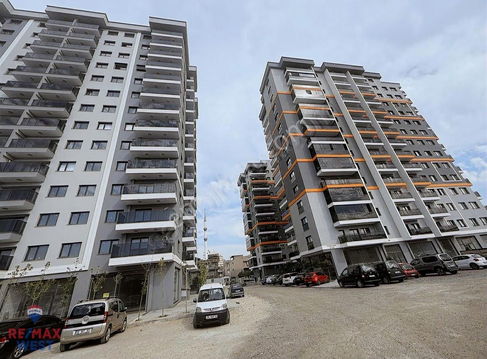 Bornova Çamdibi Tuval Yapıda Kiralık 2+1 Daire - Görsel 5