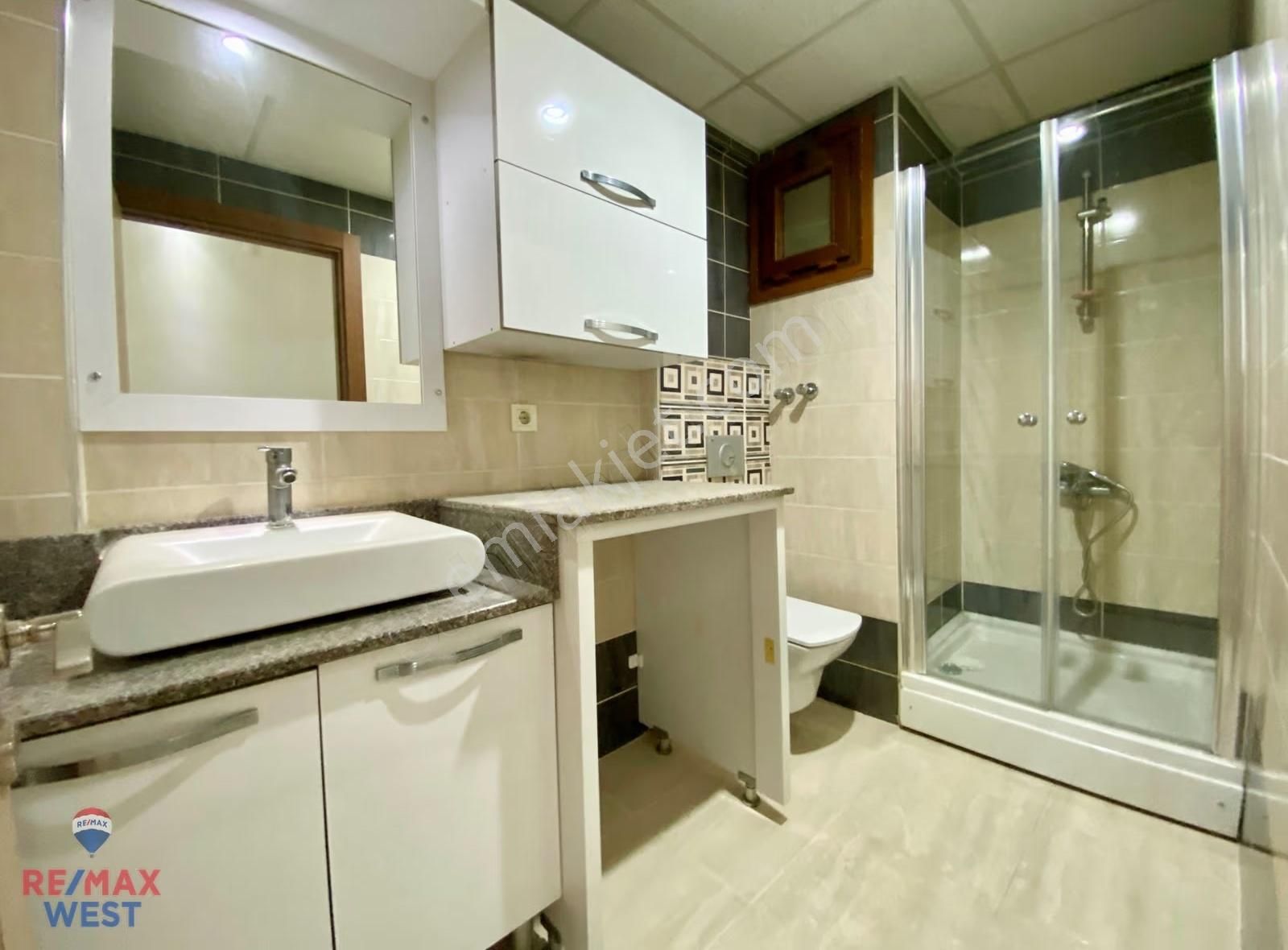 Karşıyaka Ordu Bulvarı Yakını Kapalı Mutfak Kiralık 2+1 Daire - Görsel 11