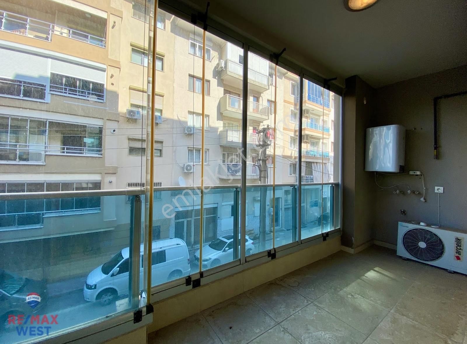 Karşıyaka Ordu Bulvarı Yakını Kapalı Mutfak Kiralık 2+1 Daire - Görsel 5