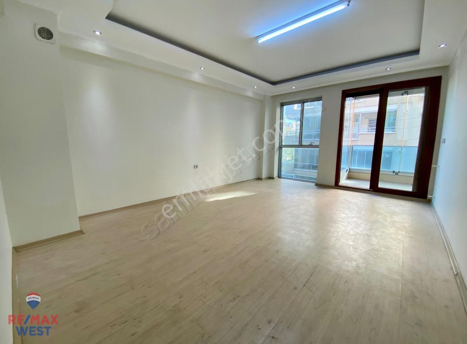 Karşıyaka Ordu Bulvarı Yakını Kapalı Mutfak Kiralık 2+1 Daire - Görsel 20