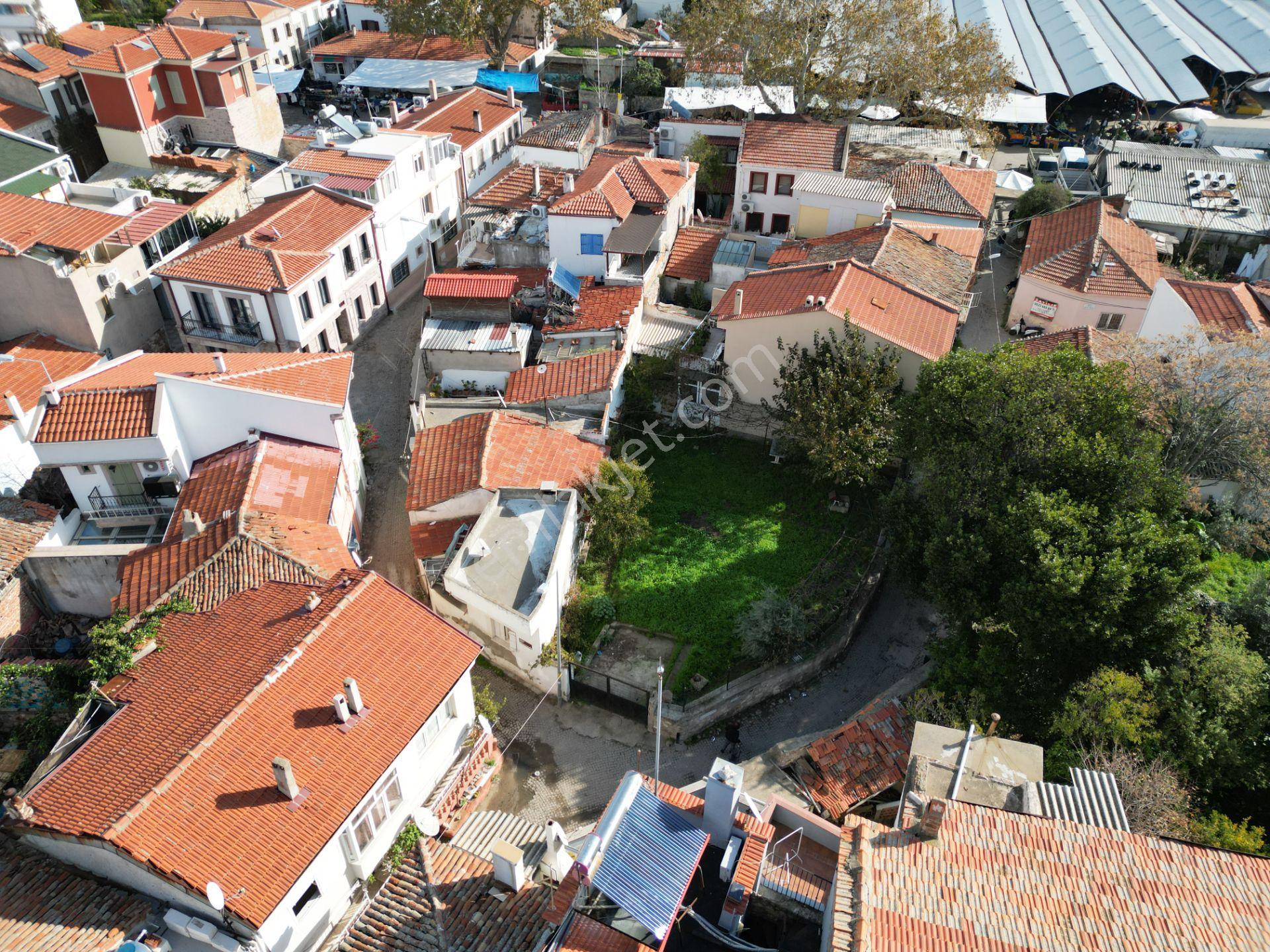Ayvalık Merkez’de, 2 Arsa Ve 2 Ev Birlikte Satılık - Görsel 30