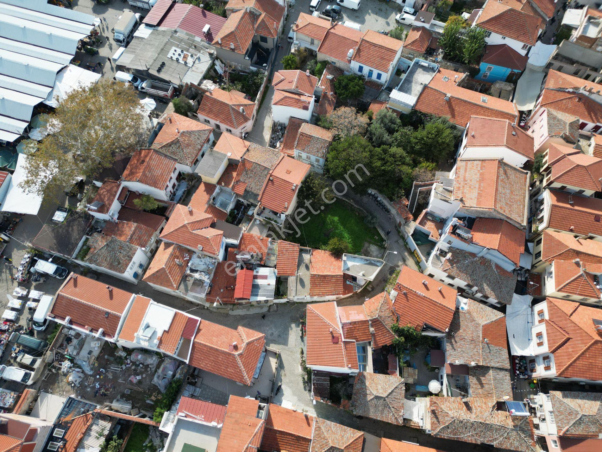 Ayvalık Merkez’de, 2 Arsa Ve 2 Ev Birlikte Satılık - Görsel 27