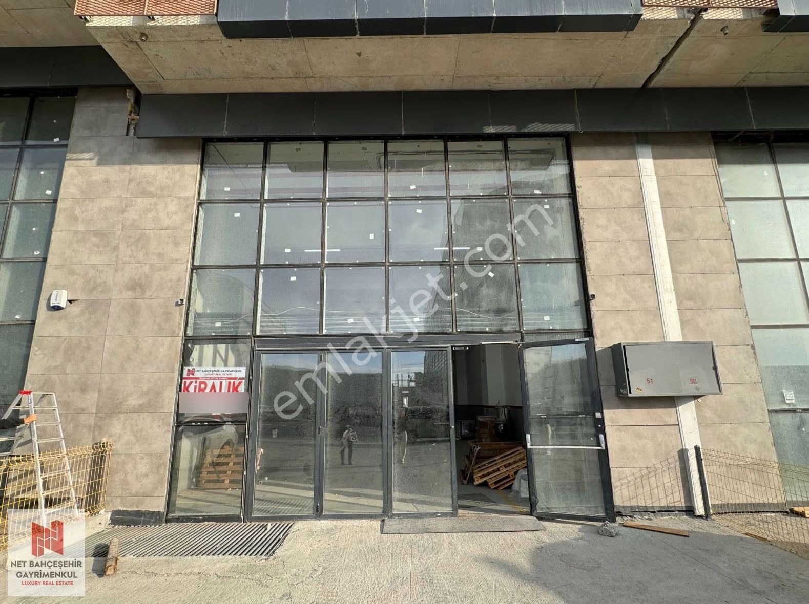 Teskoop İş Merkezi Cadde Cephe Her İşe Uygun İmalathane 1200m2 - Görsel 3