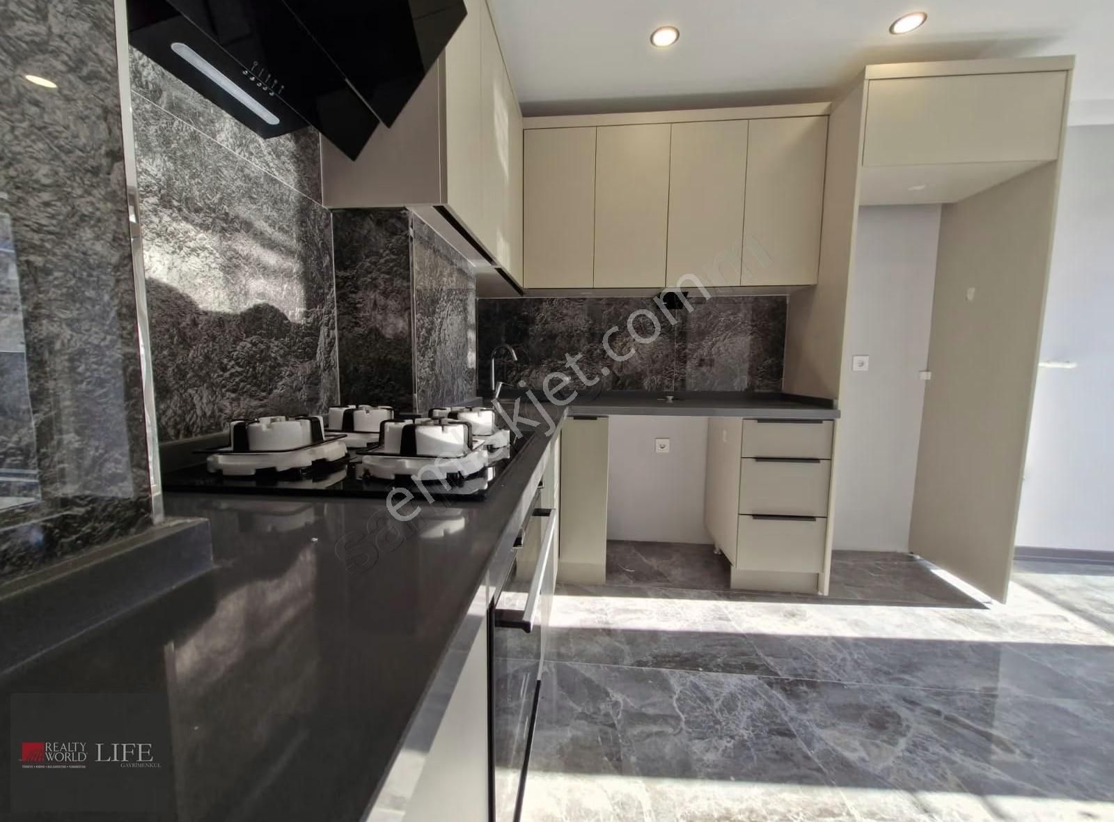 Rw Lıfe// Bahçelievler Mah. Plevne Sk. Kiralık Sıfır 2+1 Daire - Görsel 25