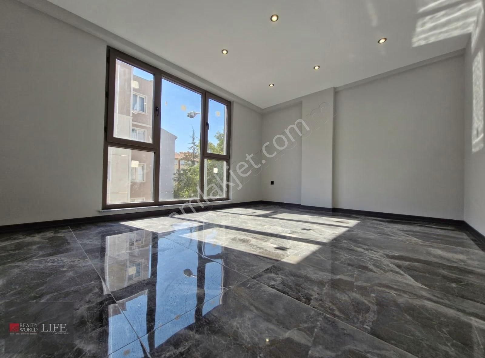 Rw Lıfe// Bahçelievler Mah. Plevne Sk. Kiralık Sıfır 2+1 Daire - Görsel 23