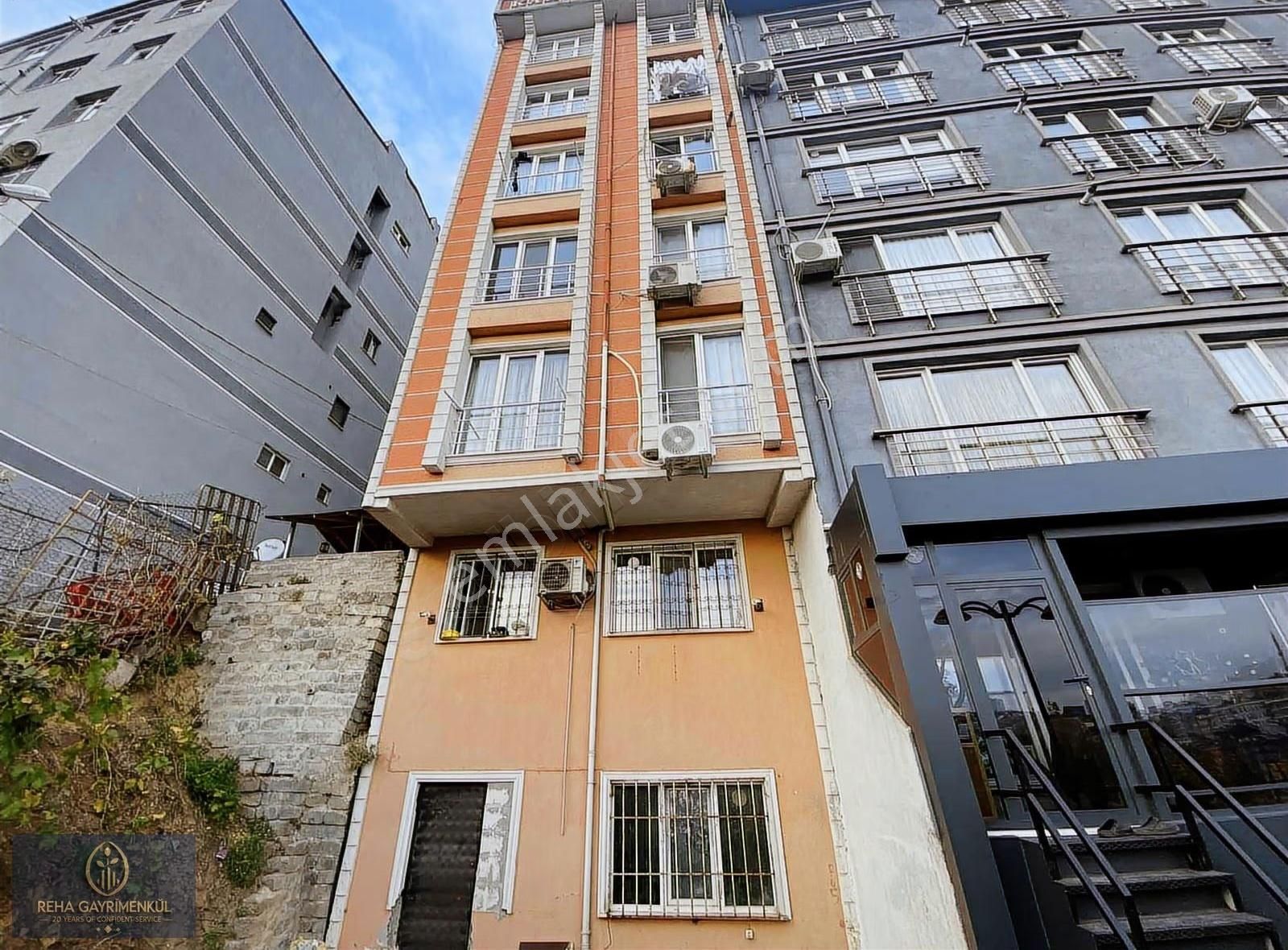 Kağıthane Merkezde Metroya 50 Metre Mesafede Satılık 2+1 Daire