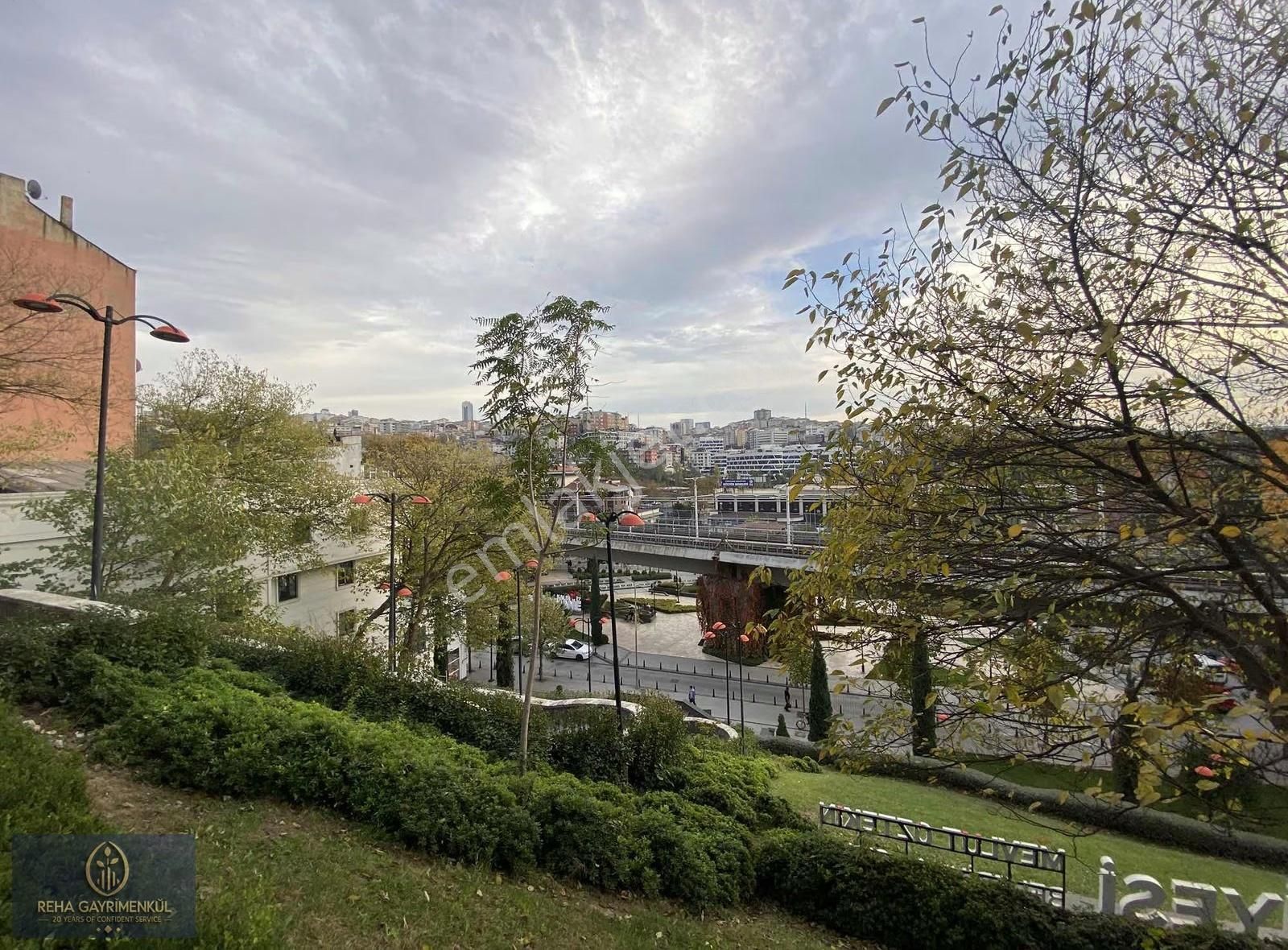 Kağıthane Merkezde Metroya 50 Metre Mesafede Satılık 2+1 Daire - Görsel 2