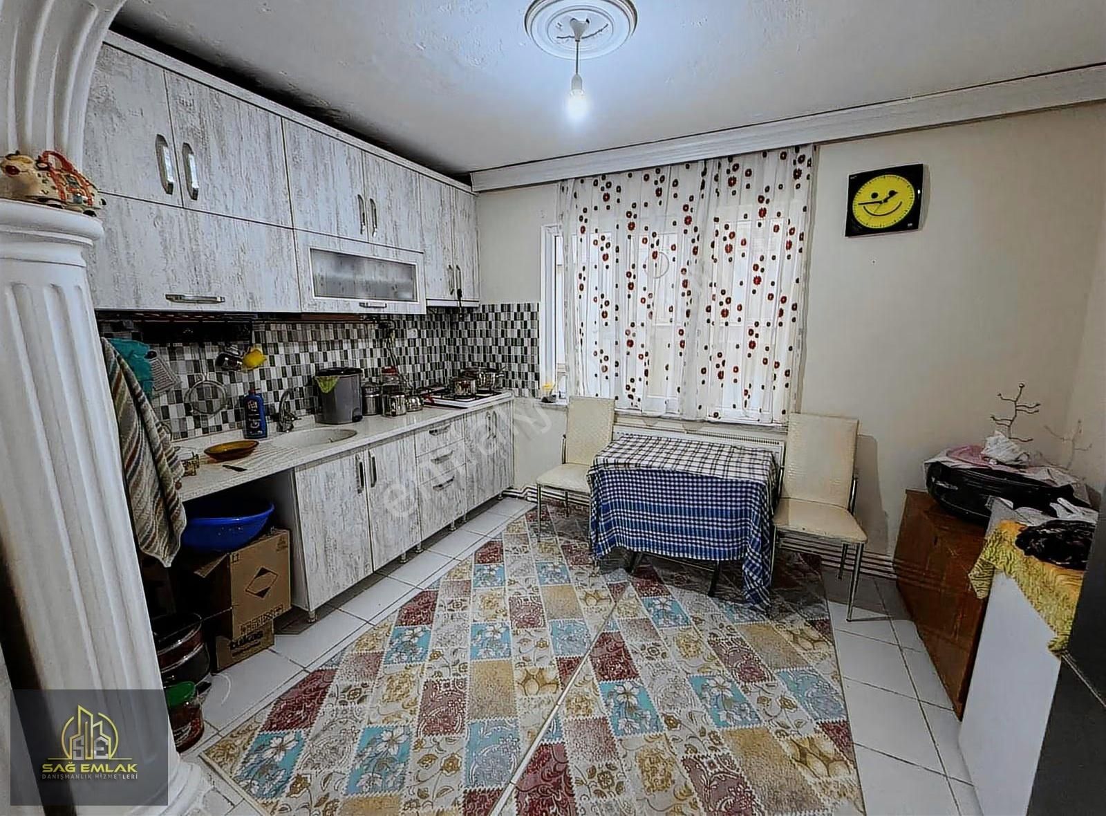 Bağlarbaşında Satılık 2 Katlı Müstakil Ev - Görsel 8