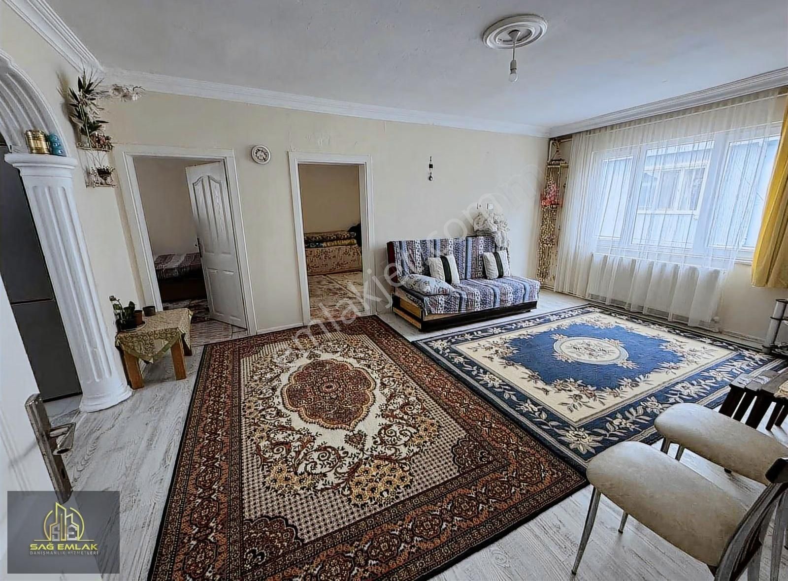 Bağlarbaşında Satılık 2 Katlı Müstakil Ev