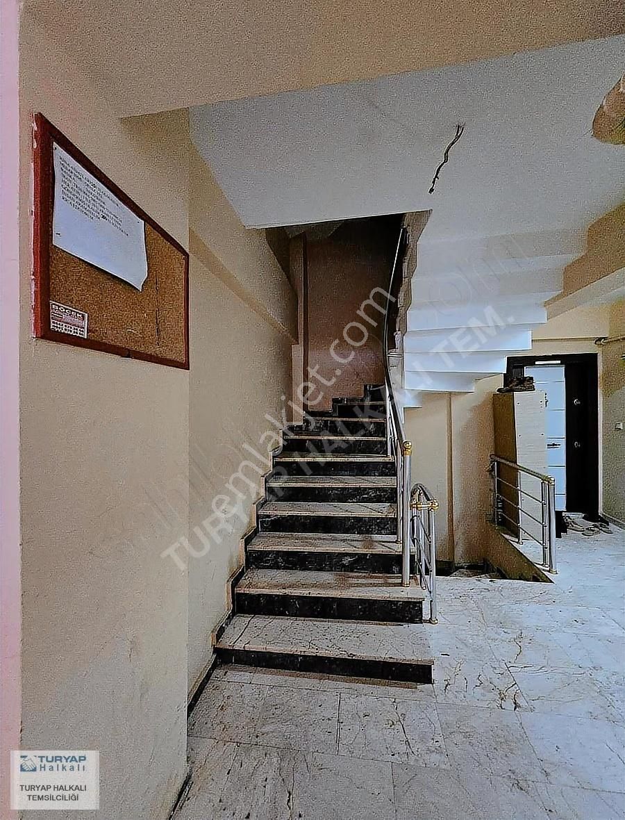 Esenyurt Yeşilkent Mahallesi Yüksek Giriş 1+1 Satılık Daire - Görsel 4