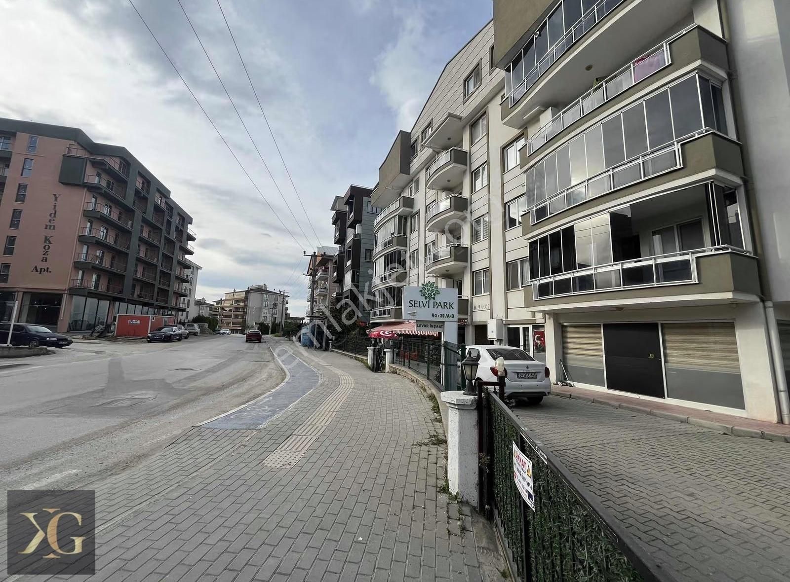 Pruva'dan Cadde Üzerinde Ara Kat 2+1 Ful Eşyalı Satılık Daire - Görsel 16