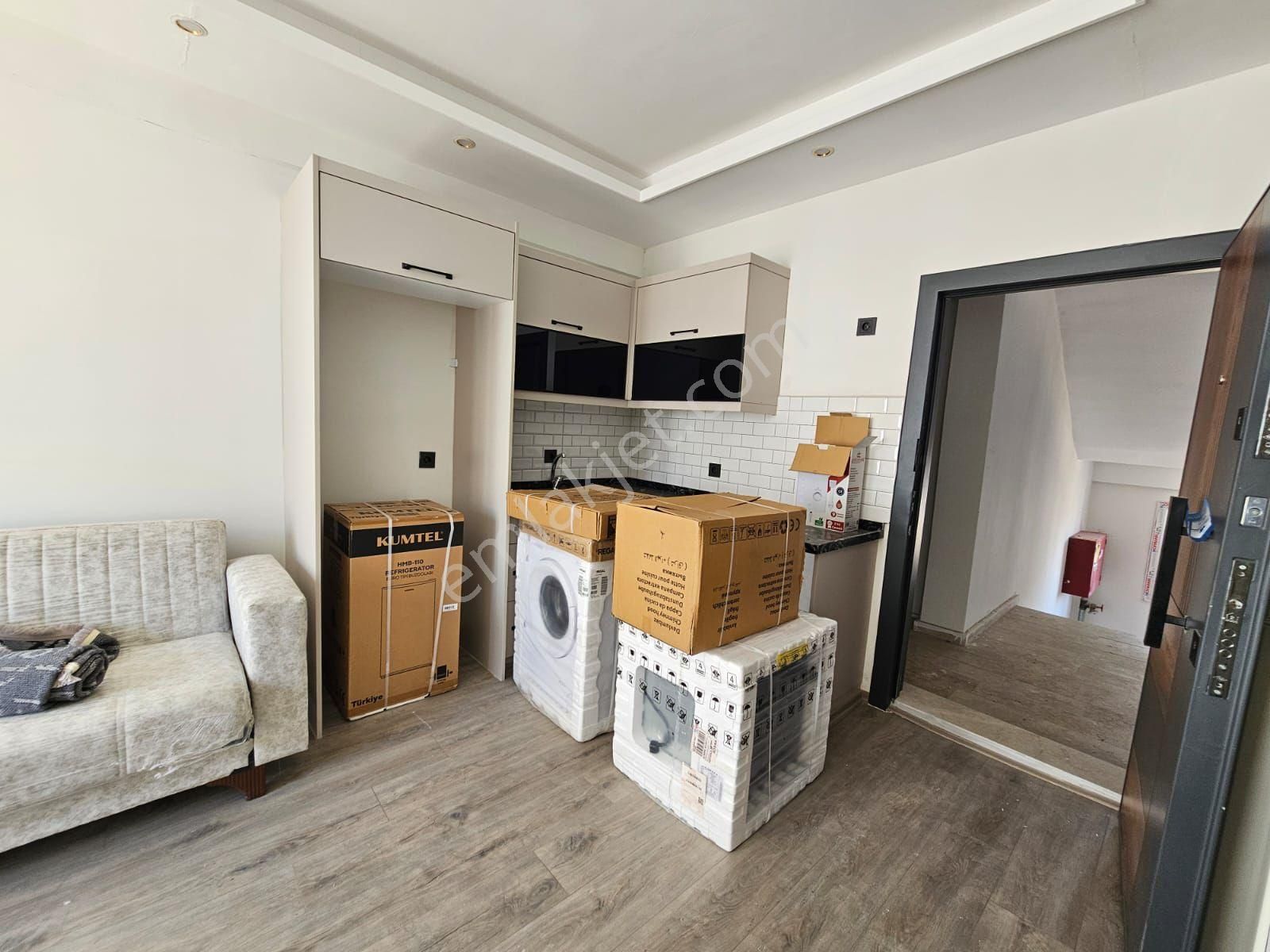 Sarıçam Gültepe'de 1+1kapali Kutu Sifir Eşyalı Oturuma Hazir