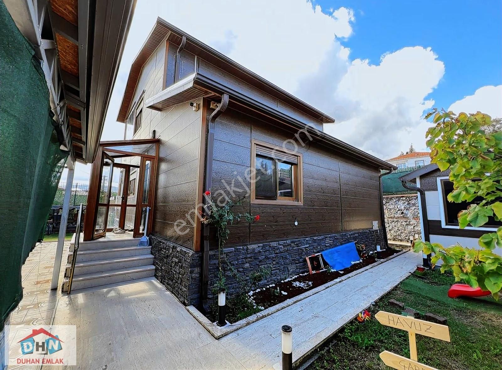 Duhan Emlak'tan Yalova Merkez'de 370m2 Arsa İçinde Satılık Villa - Görsel 18