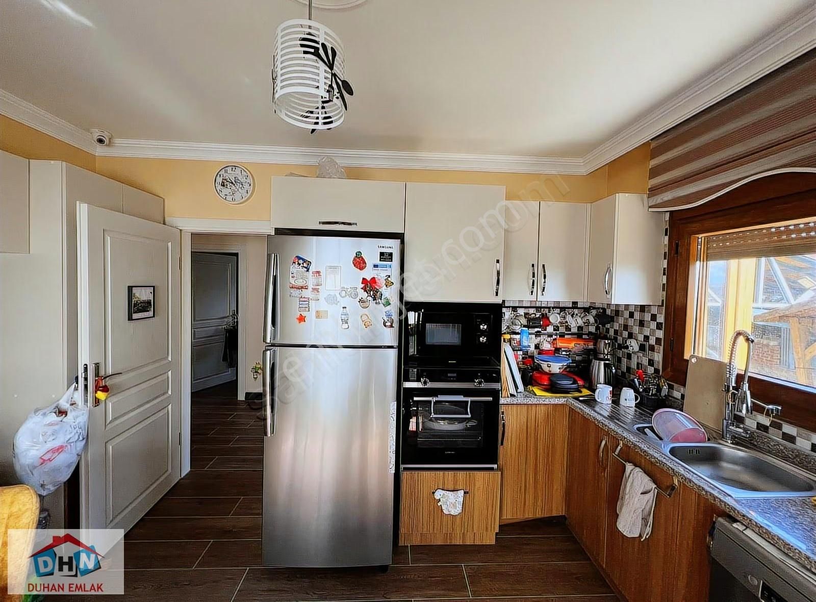 Duhan Emlak'tan Yalova Merkez'de 370m2 Arsa İçinde Satılık Villa - Görsel 6