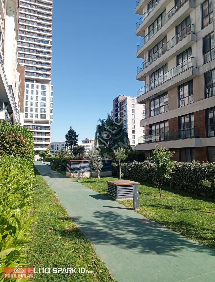 Evvel İstanbul Satılık Villa Tadında Bahçe Kullanımlı 3+1 Daire - Görsel 7