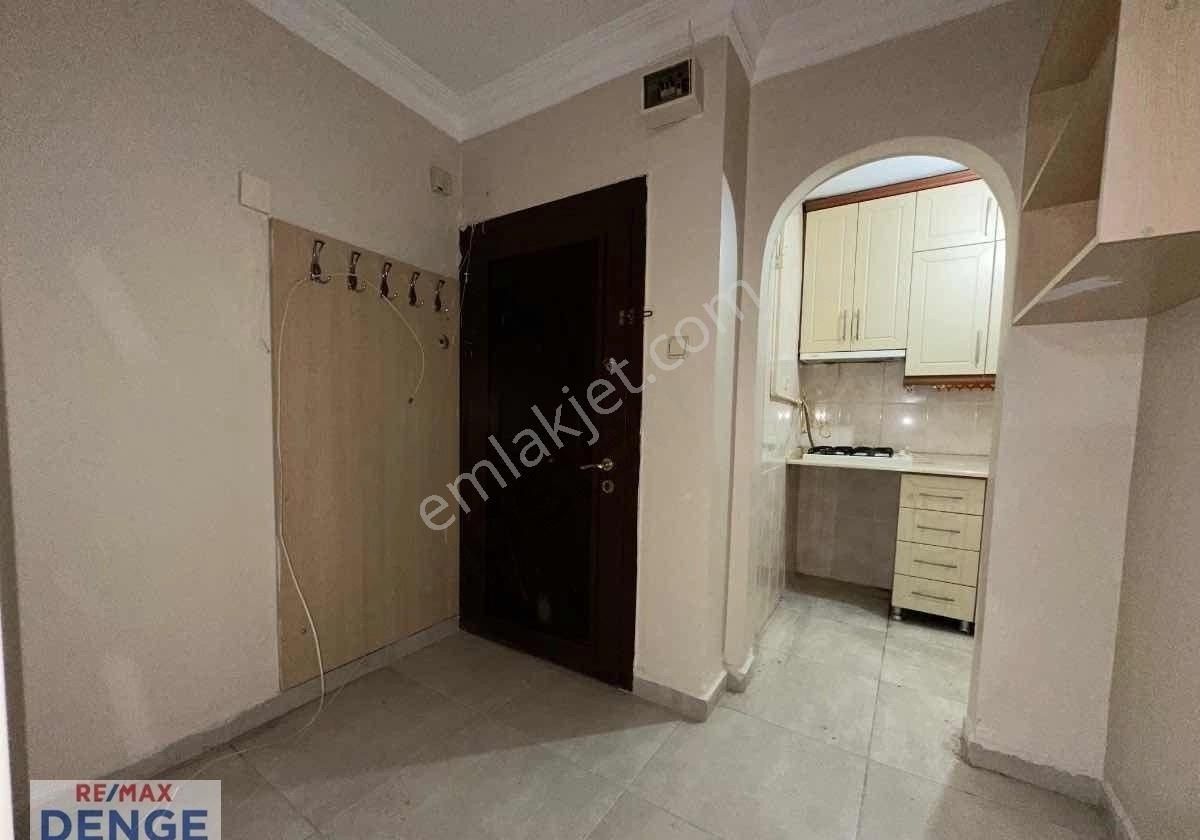 Kocamustafapaşa’da 1.5+1 Sıfır Tadılatlı Kiralık Daire - Görsel 22