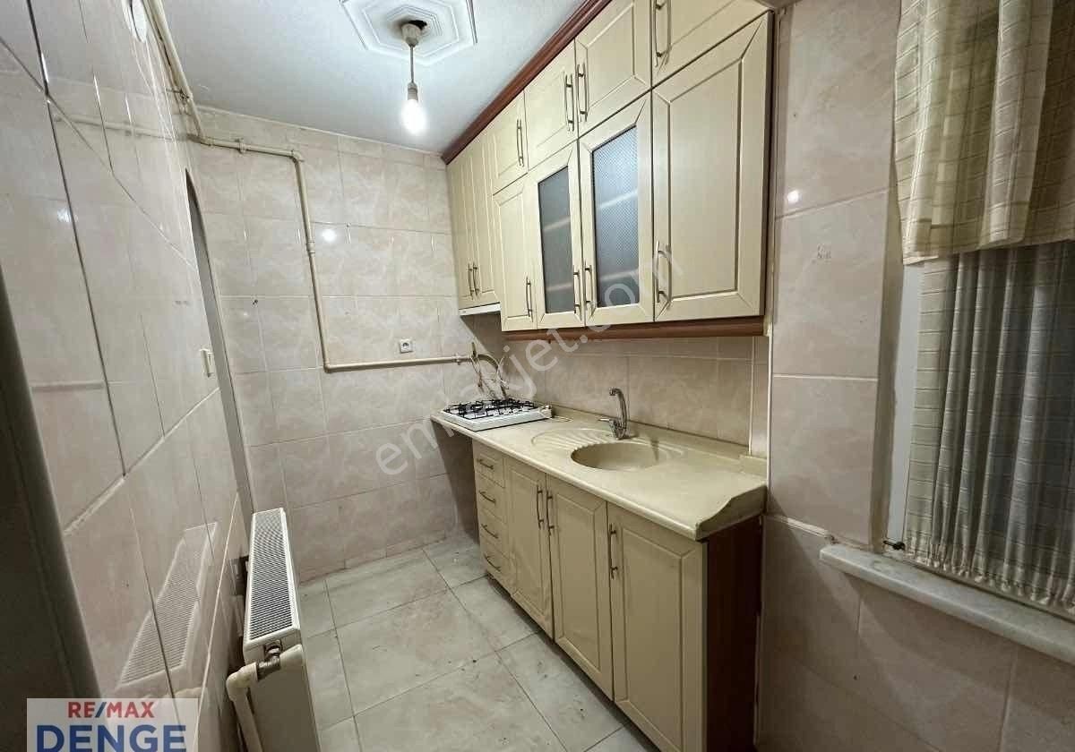 Kocamustafapaşa’da 1.5+1 Sıfır Tadılatlı Kiralık Daire - Görsel 24