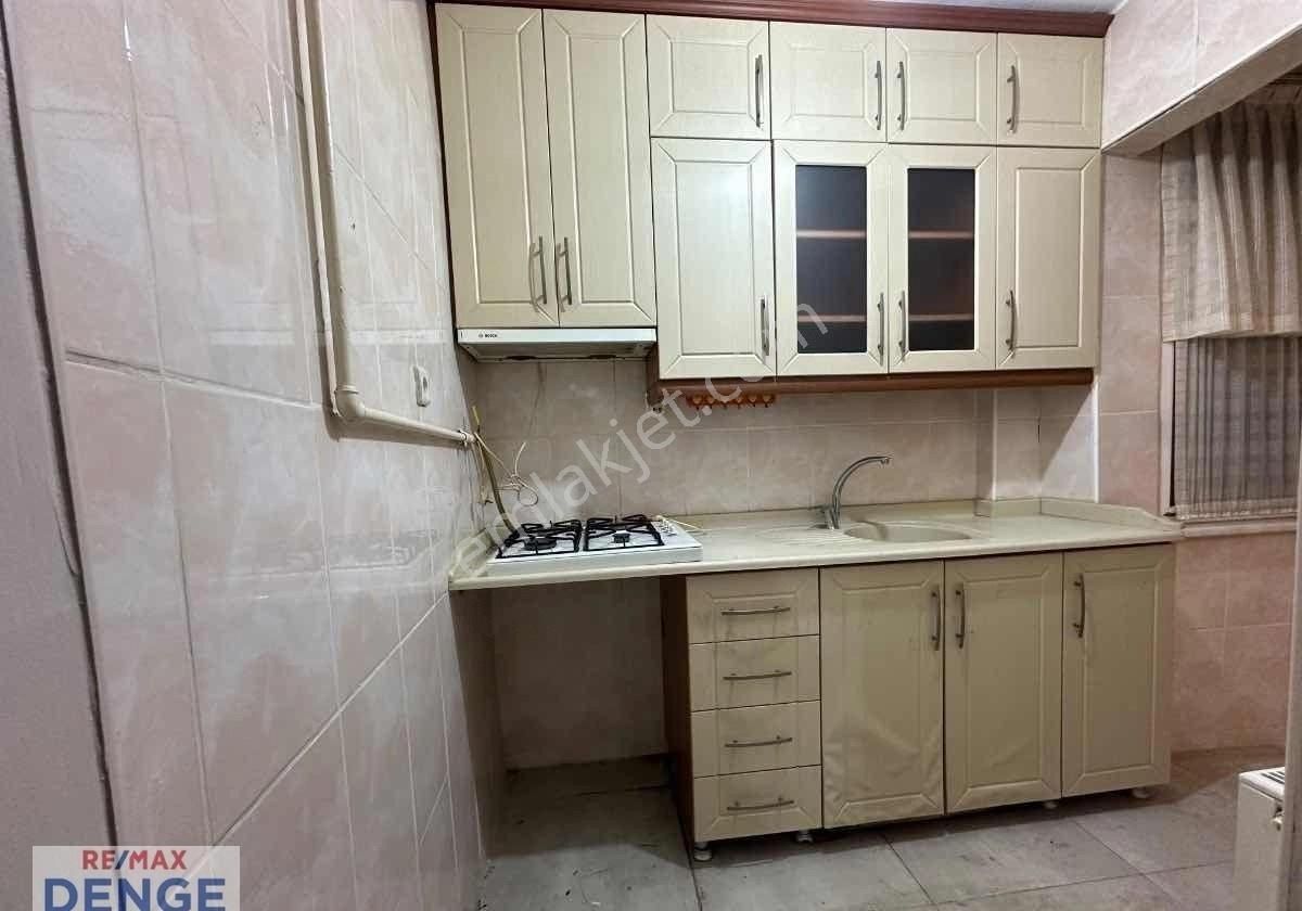 Kocamustafapaşa’da 1.5+1 Sıfır Tadılatlı Kiralık Daire - Görsel 25