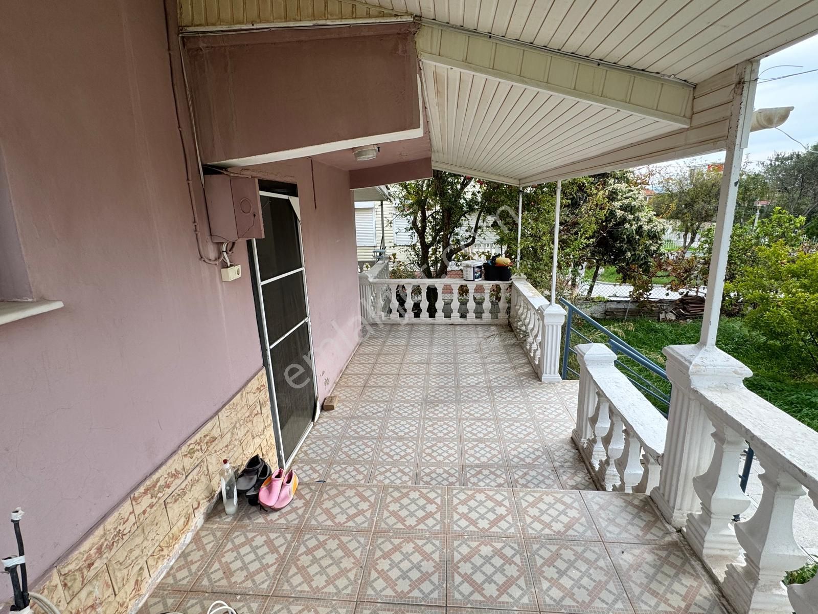 İzmir Urla Gülbahçe’de, Denize 100 Metre Mesafede 110 M2 Ön Bahçe Satılık Villa - Görsel 16