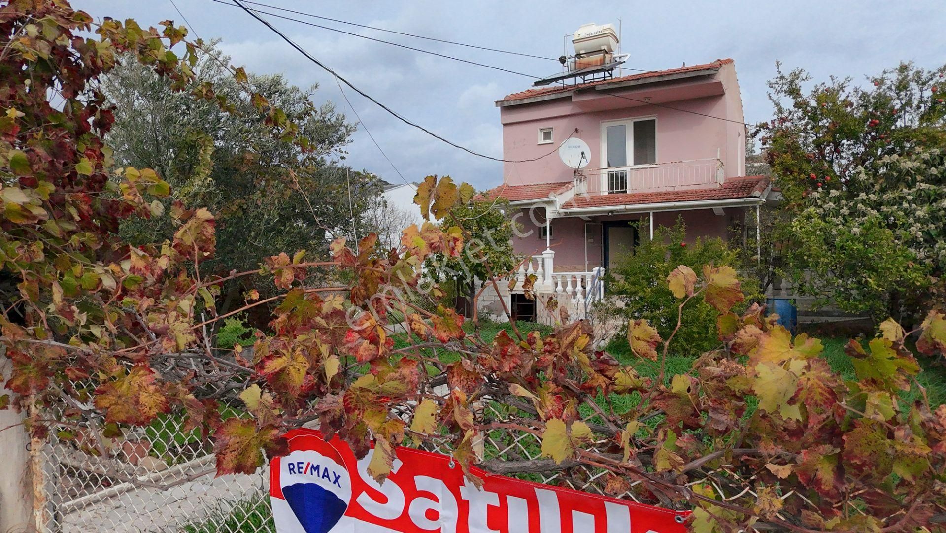 İzmir Urla Gülbahçe’de, Denize 100 Metre Mesafede 110 M2 Ön Bahçe Satılık Villa - Görsel 5