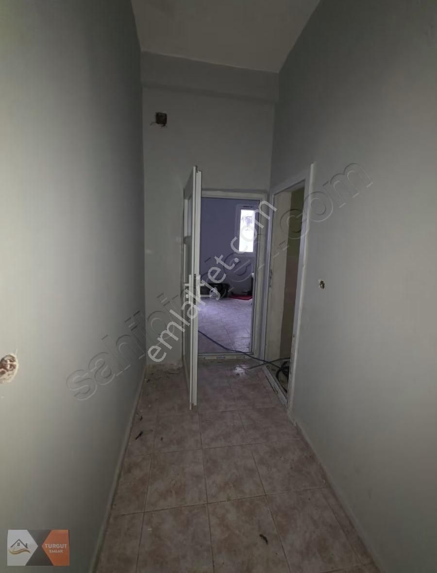 Turgut Emlak'tan Satılık Hem Ev Hem Ofis - Görsel 4