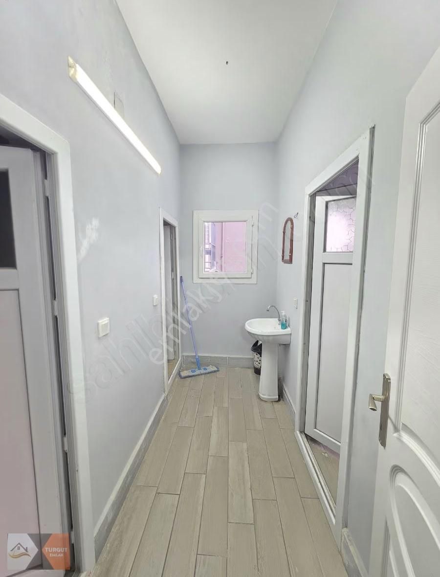Turgut Emlak'tan Satılık Hem Ev Hem Ofis - Görsel 17