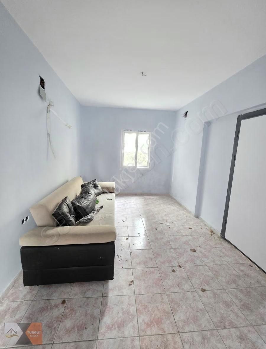 Turgut Emlak'tan Satılık Hem Ev Hem Ofis - Görsel 3