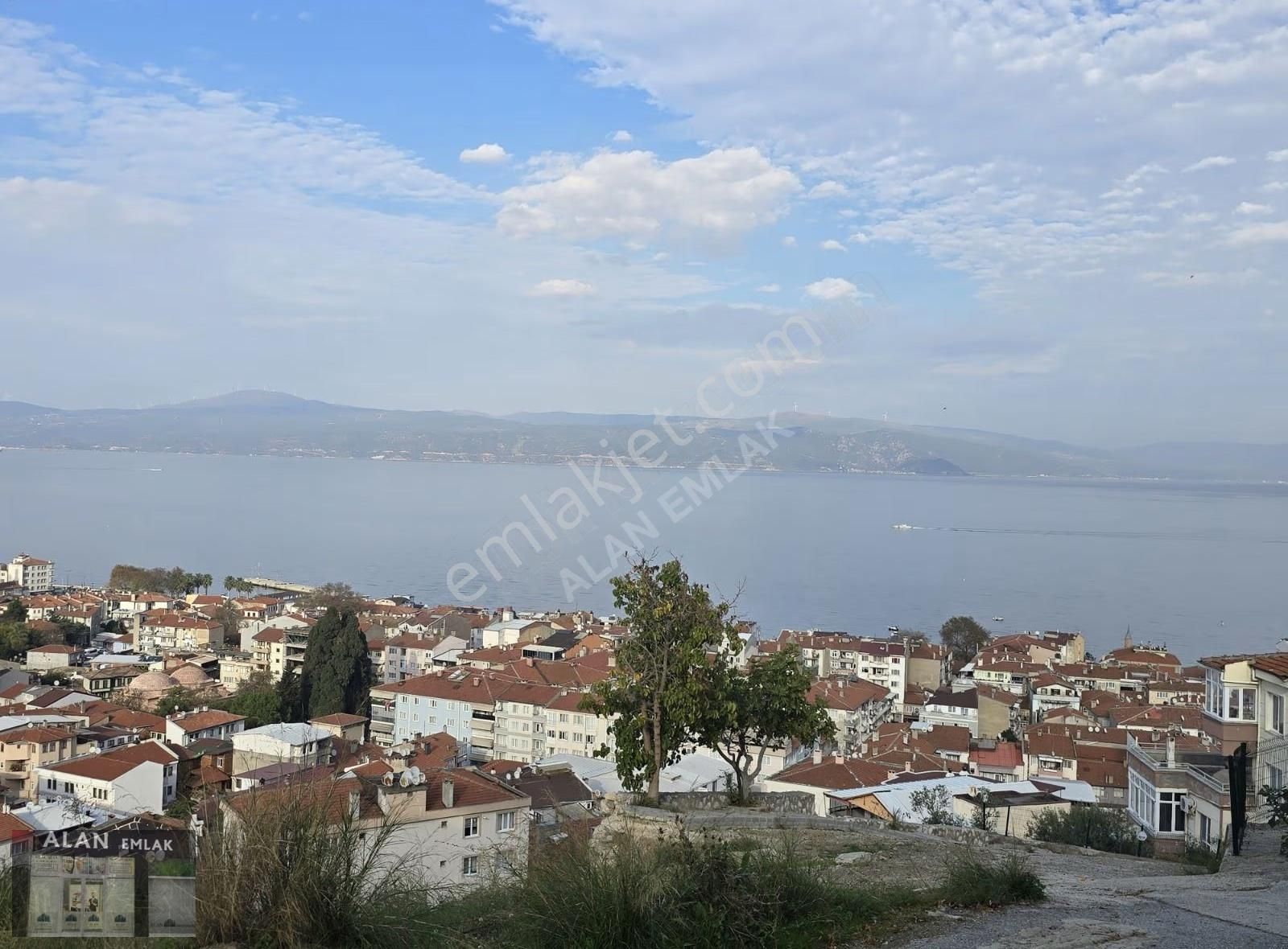 Mudanya Da Full Deniz Manzaralı Bahçe Katı