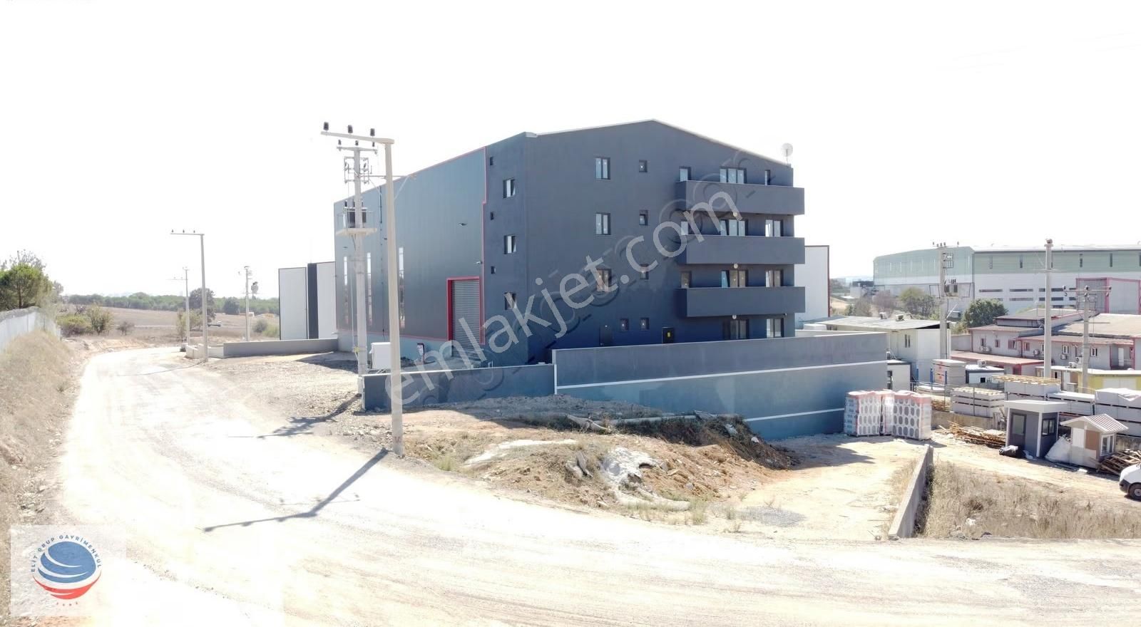 Balçık Mah'de Ruhsatlı Kiralık 2000m² Yüksek Tavan Fabrika Depo - Görsel 4