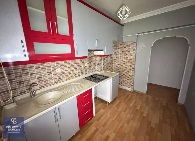 Demetevler Metrosu Yanı/hastane Yakını/cam Balkonlu/kiralık 2+1 - Görsel 13