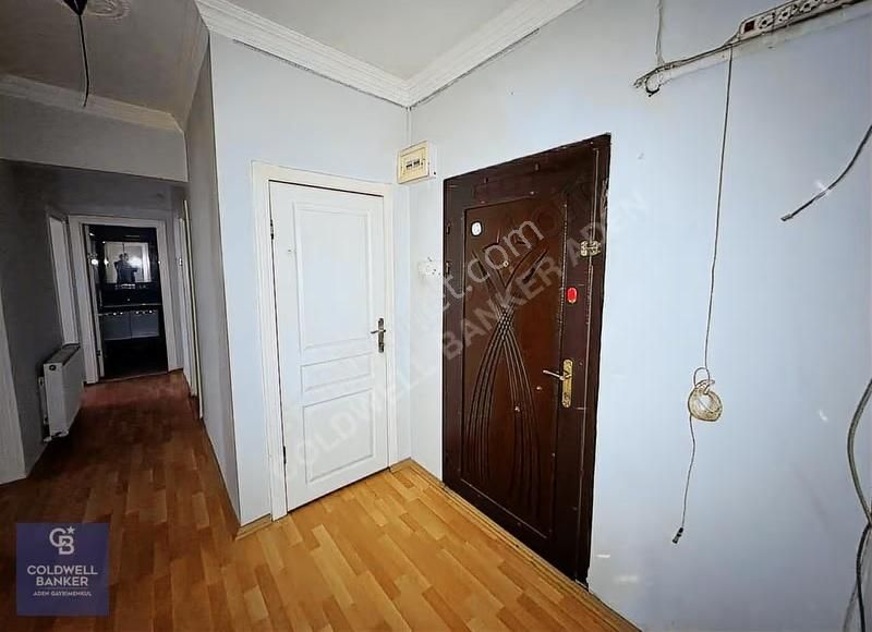 Demetevler Metrosu Yanı/hastane Yakını/cam Balkonlu/kiralık 2+1 - Görsel 3