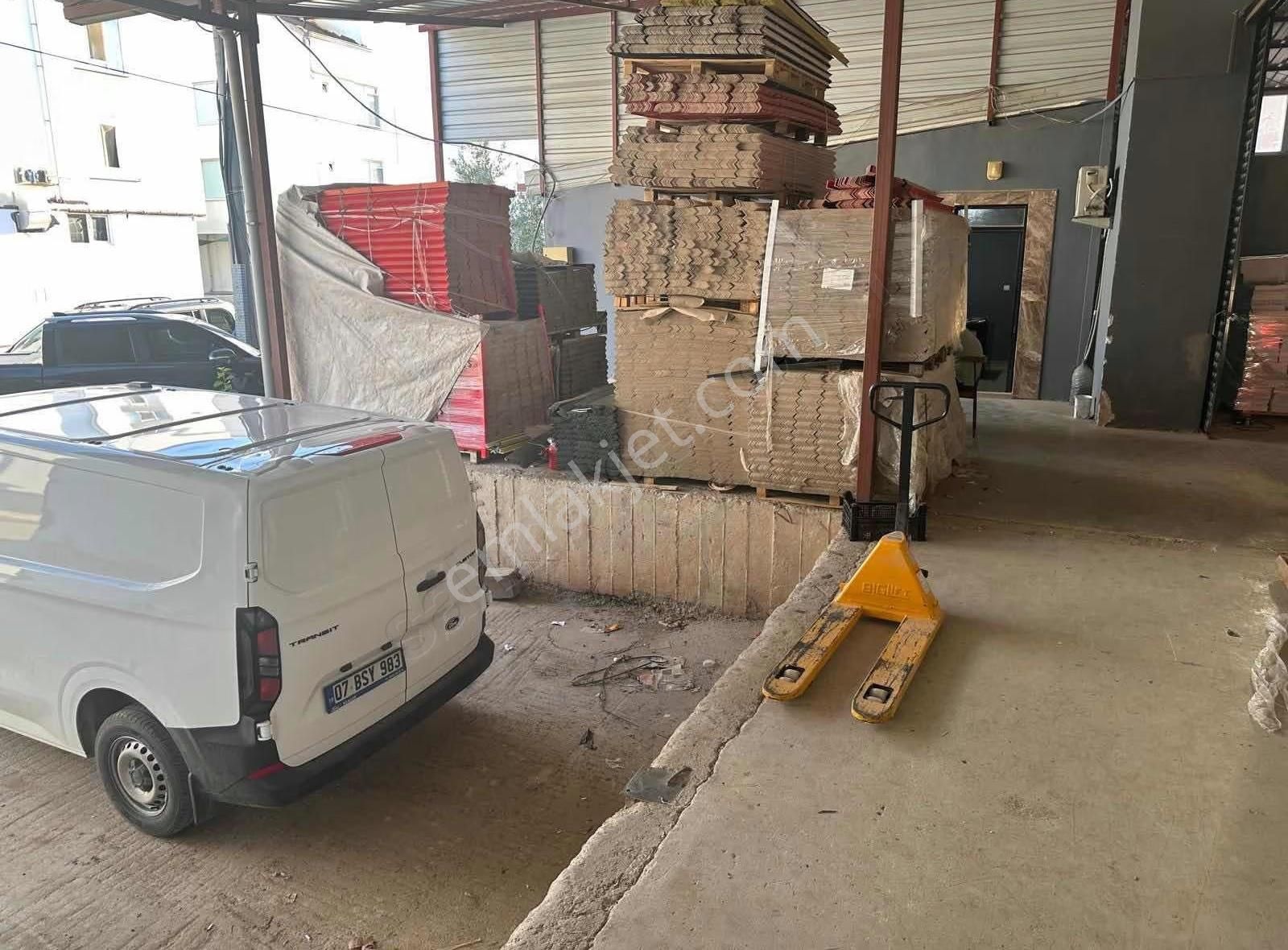 Altınova Sinanda Kiralık 1100 M2 Depo - Görsel 5