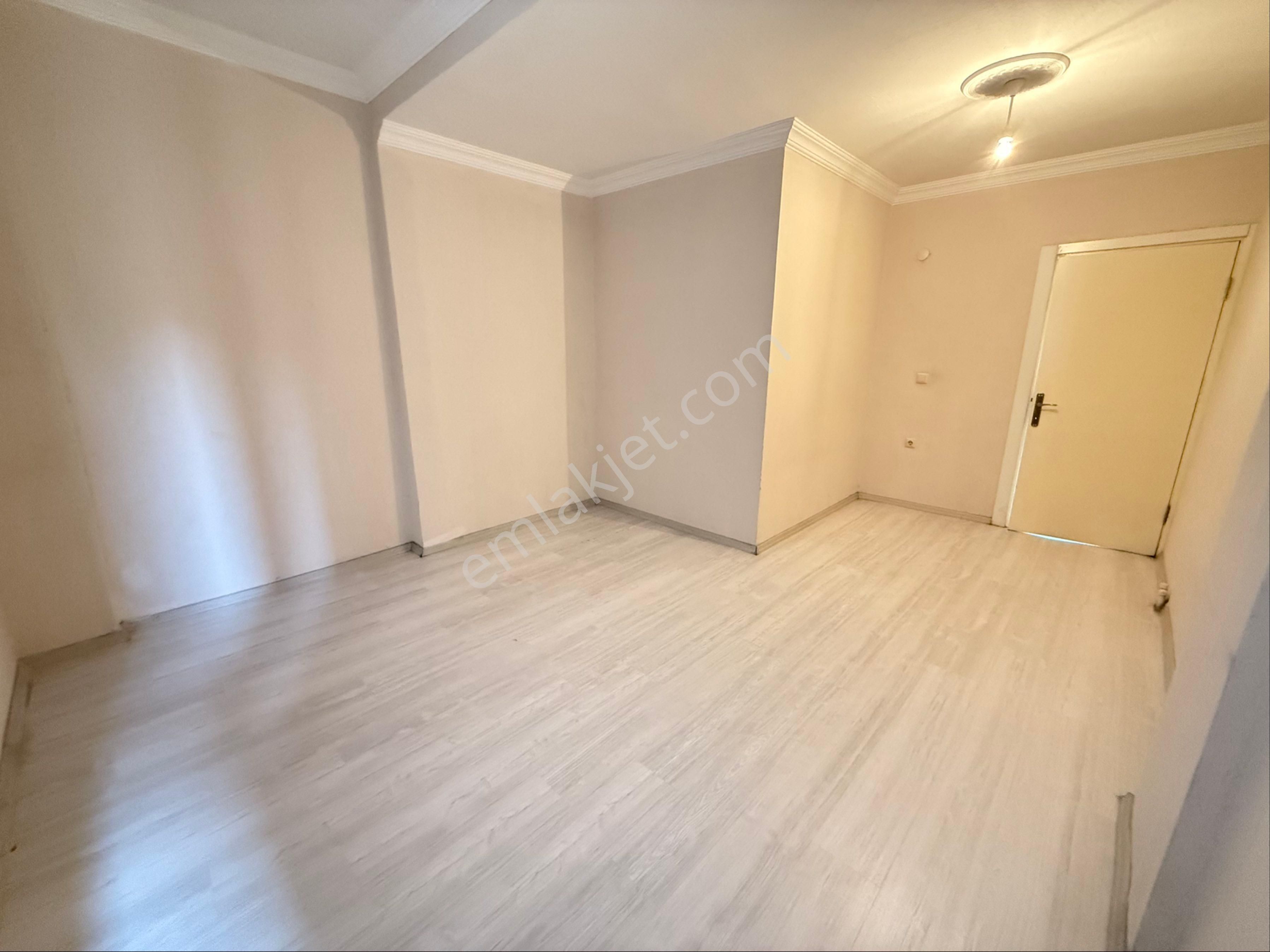 Bornova Koşukavak’ta 2+1 Asansörlü Kiralık Daire - Görsel 10