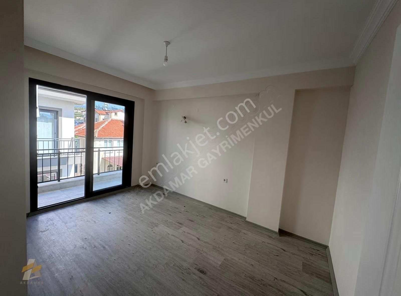 Karaçulhada Satılık 4+1 Çatı Dubleks 160 M² - Görsel 5