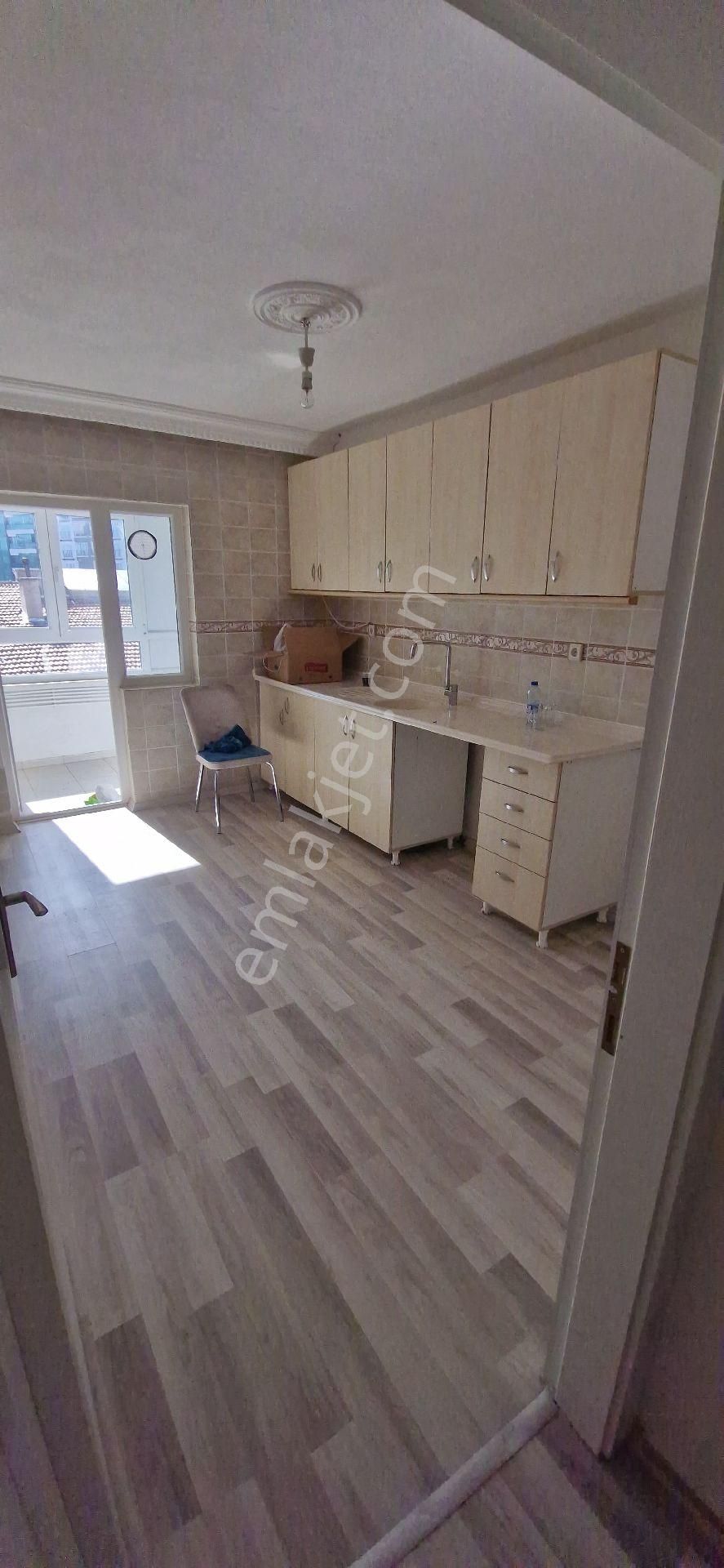 Sahibinden Mavi Göl Manzaralı Dubleks Kiralık Boş Daire - Görsel 4