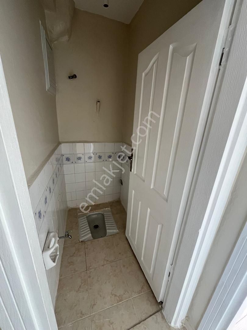 Ümraniye Altınşehir Yukarıdudullu Metro Yürüme Mesafeli 3.kat 3+1 Yabancıya Uygun Kiralık Daire Ev - Görsel 6