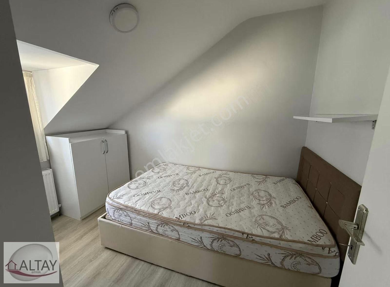 Kayışdağ Mah. Yeditepe Ünv Ful Eşyal 1+1 35 M2 Teraslı Çatı Katı - Görsel 20