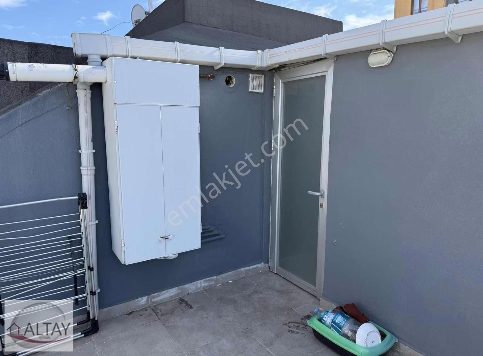Kayışdağ Mah. Yeditepe Ünv Ful Eşyal 1+1 35 M2 Teraslı Çatı Katı - Görsel 23